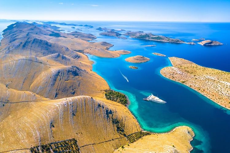 Explorez l'enchantement naturel du parc de l'archipel de Kornati
