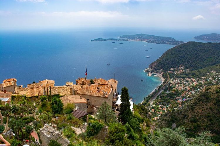 View of the Côte d'Azur from the village of Èze