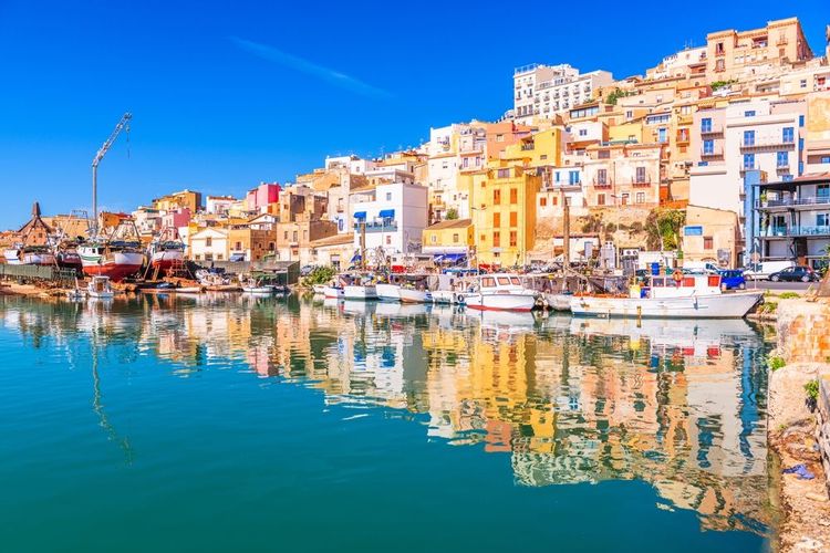 Sciacca séduit déjà par sa seule présence