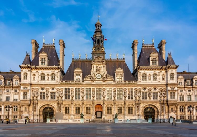 L'Hôtel de Ville de Paris.
