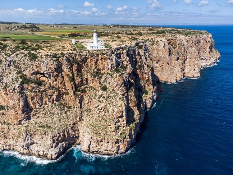Le phare de la Mola : un balcon sur l'infini à Formentera
