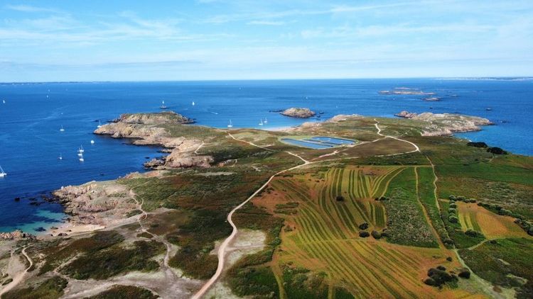 Vue aérienne de l'île de Houat