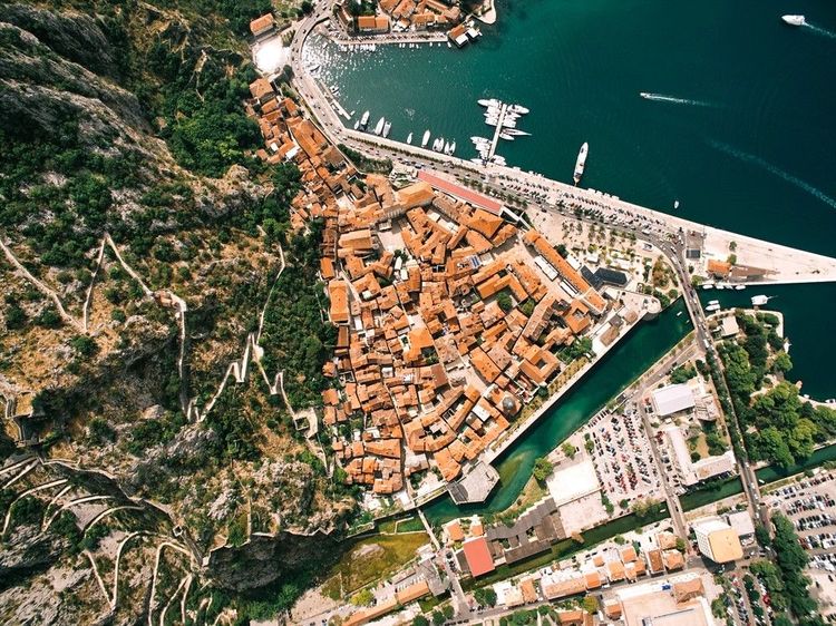 L'ascension vers Forteresse Saint-Jean de Kotor est un moment impressionnant