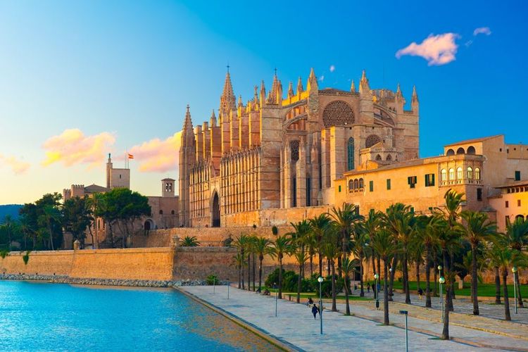 La majestueuse cathédrale de Palma : un chef-d'œuvre gothique à découvrir