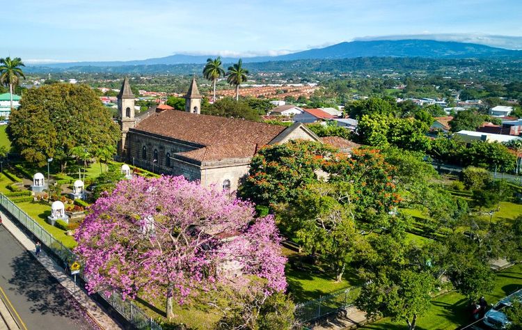 Espace vert du quartier San Joaquin de Flores à Heredia