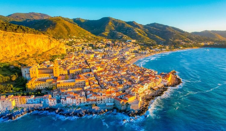 La ville médiévale de Cefalu