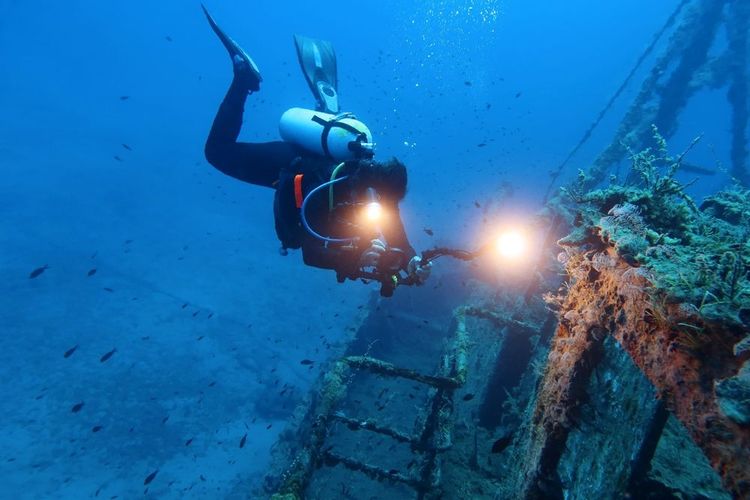 En mer Egée, on plonge notamment pour les épaves, en particulier à Kleftiko