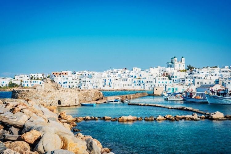 Paros