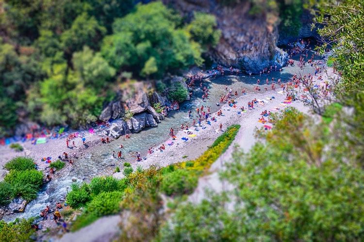 Rivière en aval de l'Etna