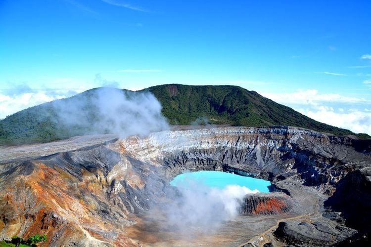 The impressive crater of the Poàs volcano and its steaming lake