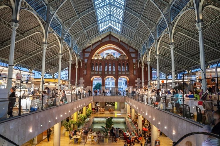 Le marché de Colon à Valence.