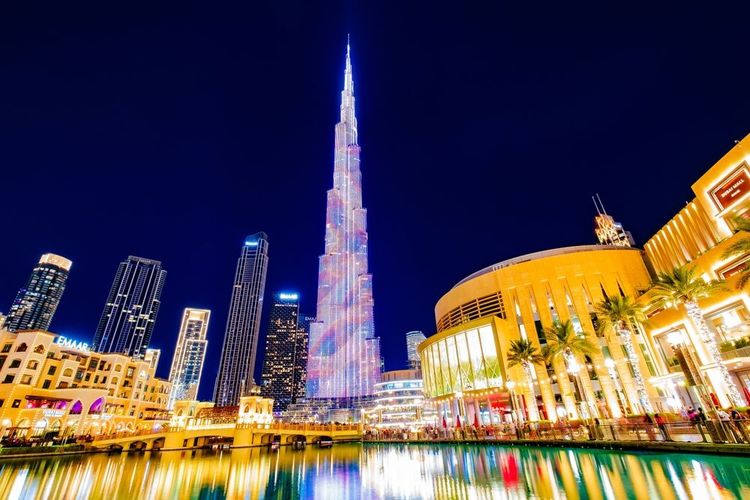 Burj Khalifa et Dubai Mall avec Skyline et Fontaine
