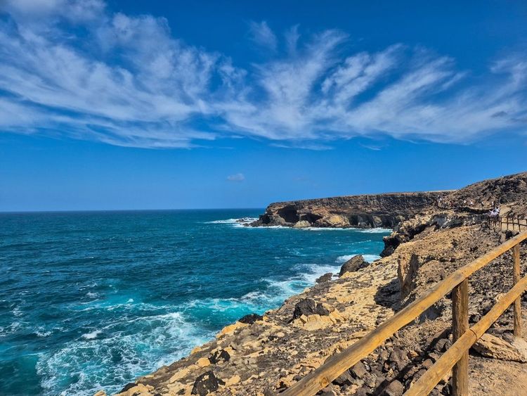 Vue sur l'océan aux grottes d'Ajuy à Fuerteventura