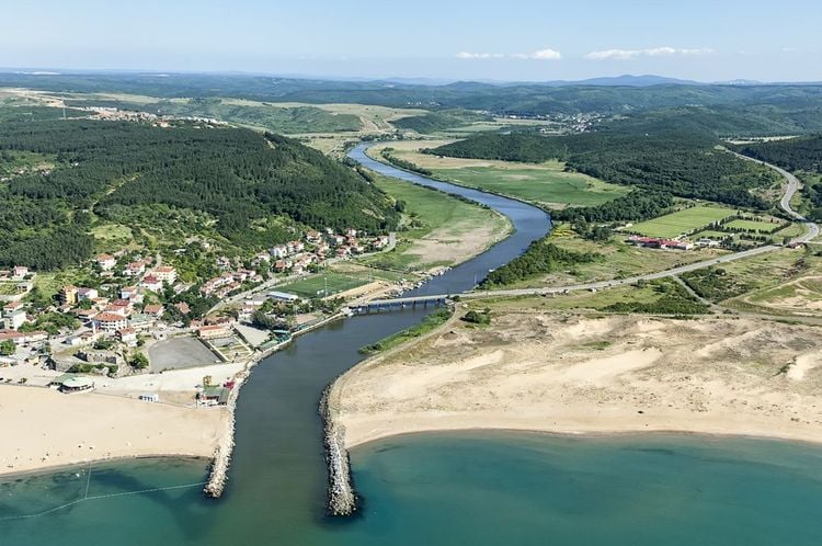 Embouchure de la rivière Riva