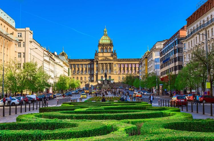 Prags Herzschlag: Der Unvergleichliche Charme des Wenzelsplatzes