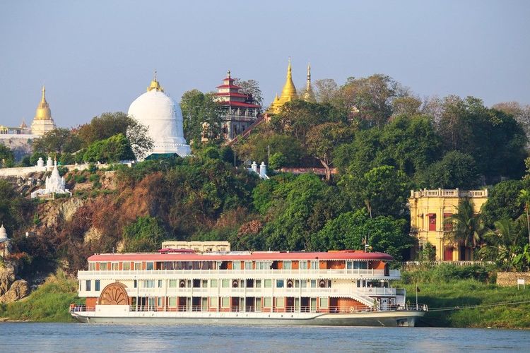 Croisière sur l'Irrawaddy sur un bateau à aube