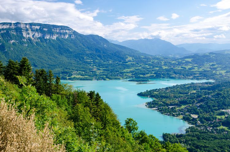 Der See von Aiguebelette, ein magischer und erholsamer Ort