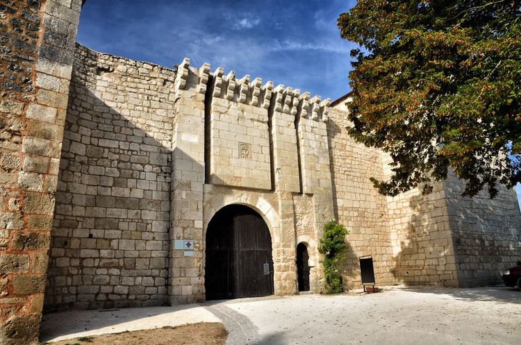Le château de Villebois-Lavalette en Charente