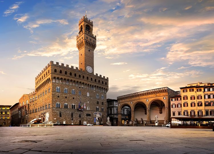 Le Palazzo Vecchio depuis la Piazza della Signoria