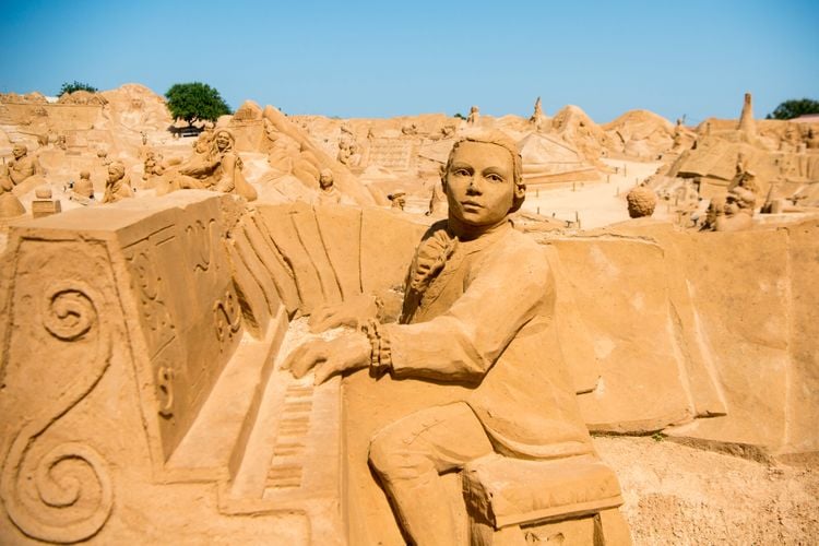 Les immenses statues de sable de Sand city à Hurghada
