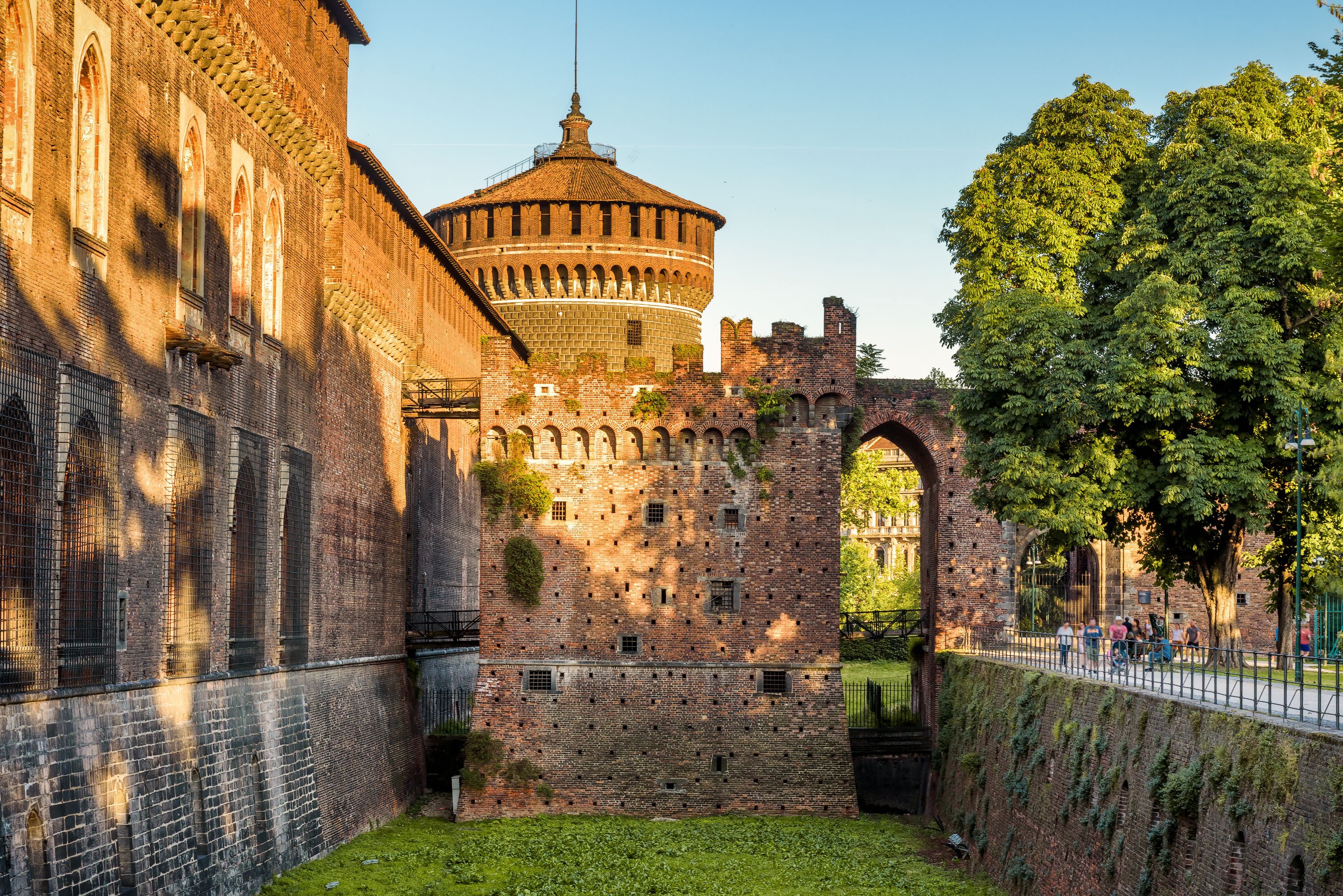 The Sforza castle, between fortifications and cultural space - easyVoyage