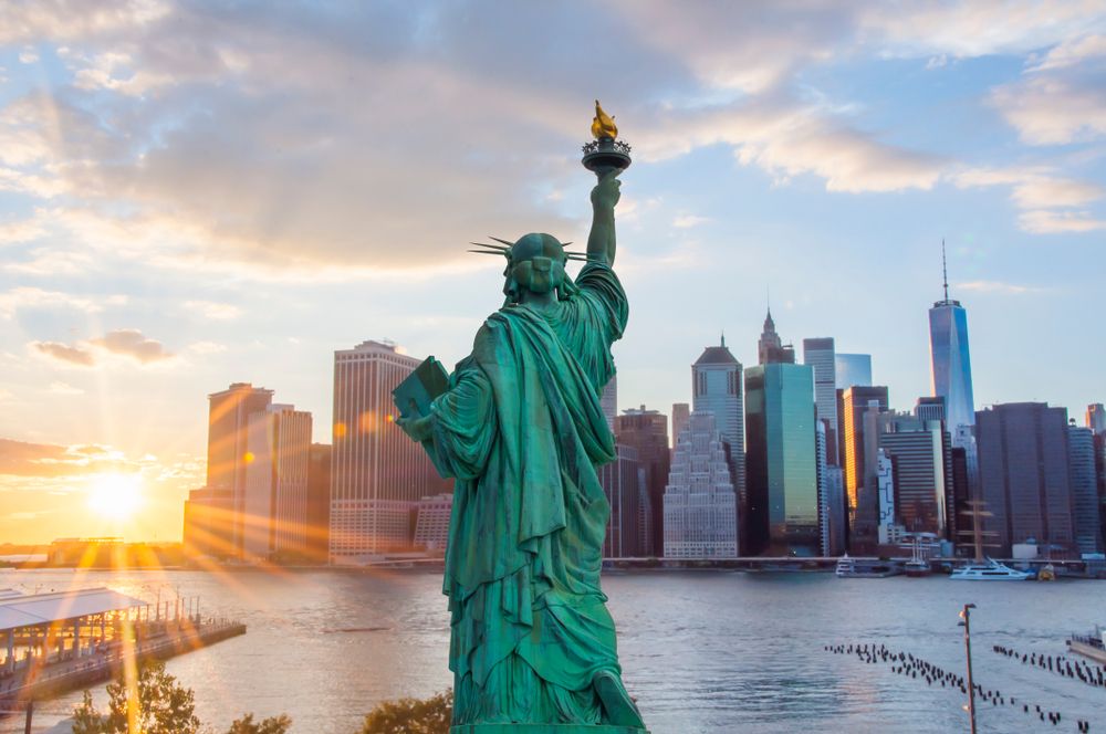 Book your ticket for the Statue of Liberty and Ellis Island!