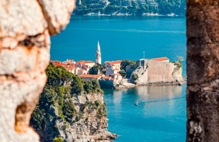 Exploration dans les ruelles médiévales de Budva