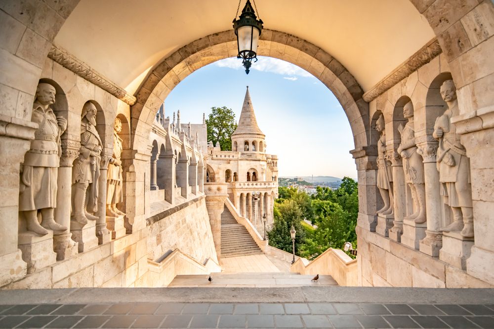 Walking tour of Budapest's historic landmarks