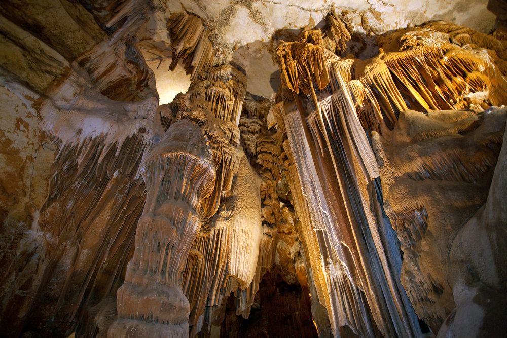 Höhlenforschung in den Höhlen der Ardèche