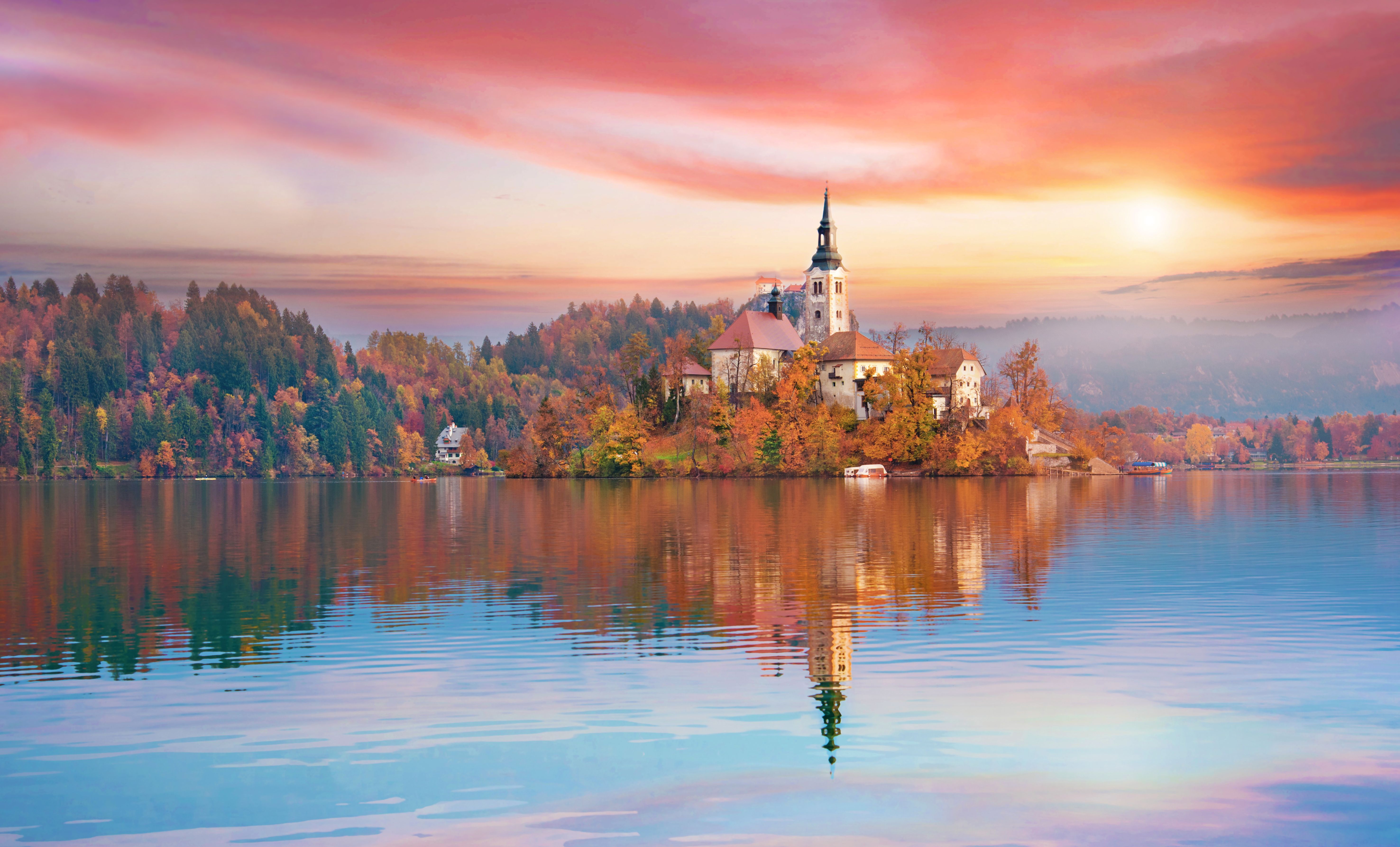 Lake Bled, one of the most beautiful lakes in the world - easyVoyage