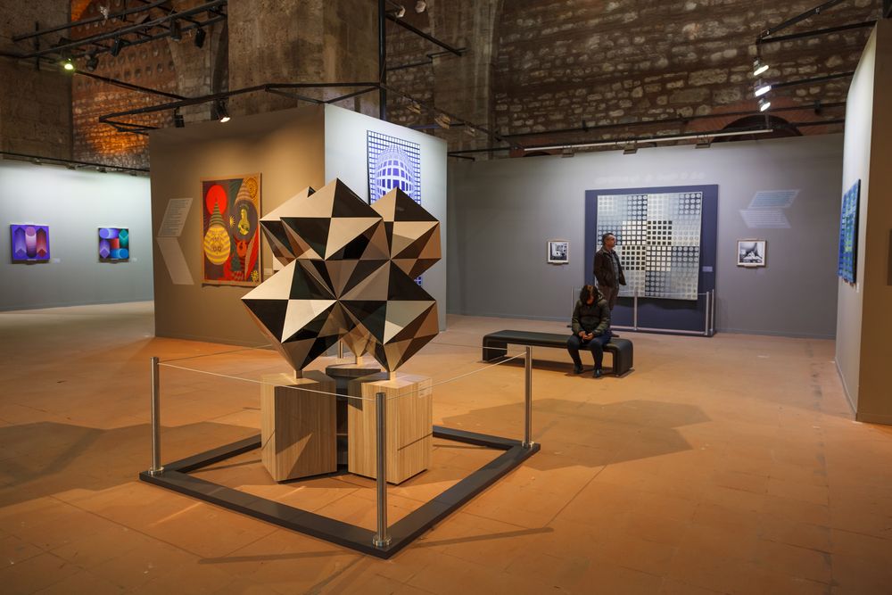 Book your ticket for the Vasarely Foundation