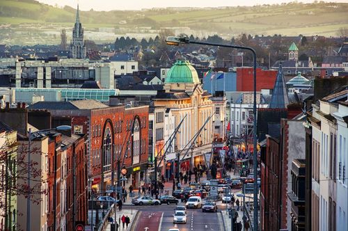 Scoprite Cork, una città rinomata per la sua gastronomia e la sua atmosfera tipica