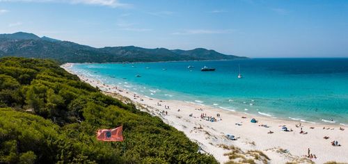 Le quote saranno presto applicate a due delle più belle spiagge della Corsica?