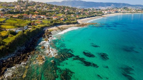 Oubliez les Baléares et les Canaries, ces îles espagnoles méconnues regorgent de joyaux naturels à découvrir !