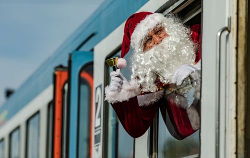 Prendre le train avec le Père Noël ? C'est possible dans l'Est de la France ! 