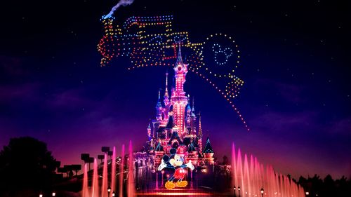 Disneyland Paris prépare un nouveau spectacle de drones en février et c'est grandiose !