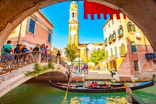 Réchauffement climatique et surtourisme : l’Unesco veut placer Venise sur la liste du patrimoine mondial en péril !