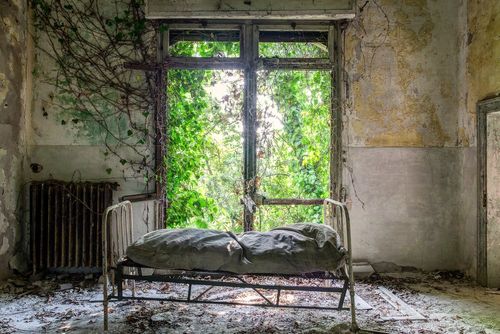10 lieux inaccessibles dans le monde que l'on rêverait de visiter pour Halloween (certains sont vraiment effrayants !)