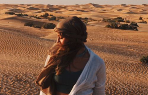 Candice Boisson dans le désert de Dubaï