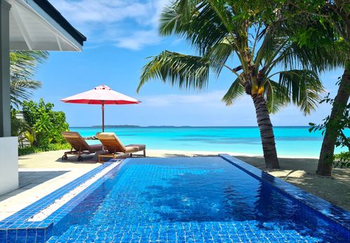 Quel hôtel choisir aux Maldives ? Ces trois resorts aux décors de cartes postales offrent des expériences inoubliables !