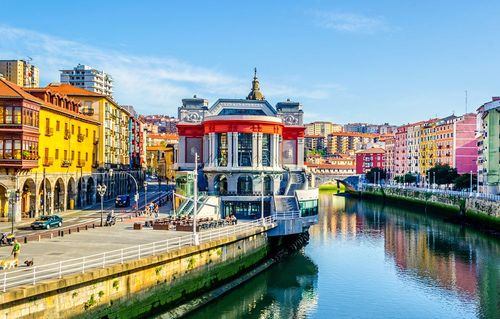 Plongée au cœur du Mercado de la Ribera à Bilbao : une expérience sensorielle unique