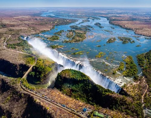 8 cascades et chutes d'eau vertigineuses parmi les plus impressionnantes de la planète ! A voir au moins une fois