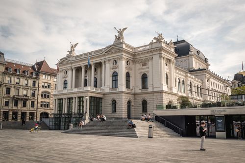 Visita virtuale all'Opernhaus Zürich, il Teatro dell'Opera di Zurigo