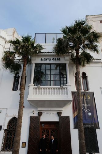 Bevete un drink al Rick's Café
