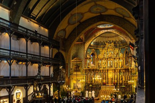 Visita della chiesa di Saint-Jean-Baptiste, dove si sposò Luigi XIV