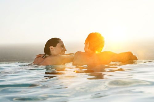5 sources d'eau chaude découvrir en Europe pour une parenthèse enchantée avec vues sublimes et atmosphères uniques !