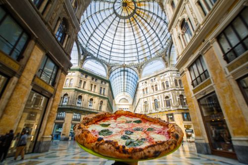 Un festín en las pizzerías de Nápoles