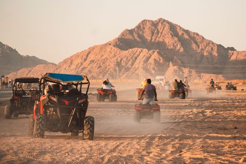 Safari en el corazón del desierto egipcio en Hurghada