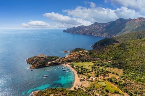 Escursione in mare nella riserva naturale di Scandola