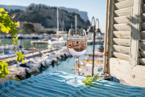 Degustazione dei vini bianchi di Cassis al Clos de Sainte-Magdeleine